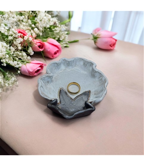 Cotton Boll Ring Dish 4"