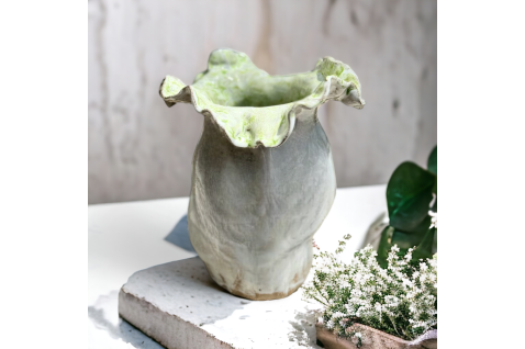 Sak Vase  7" X 6"  Antique White w/Green Center