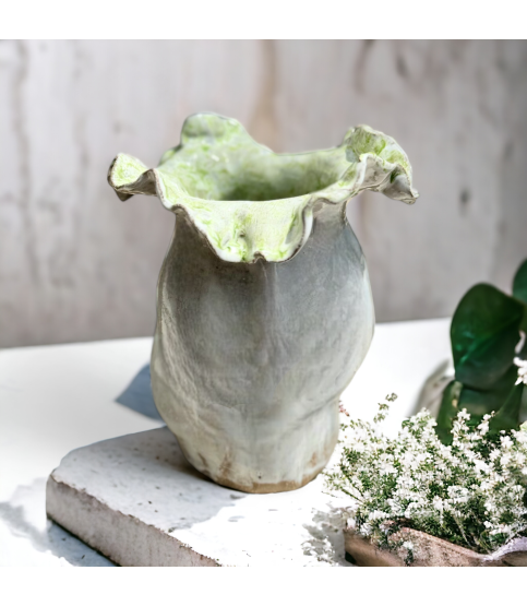 Sak Vase  7" X 6"  Antique White w/Green Center