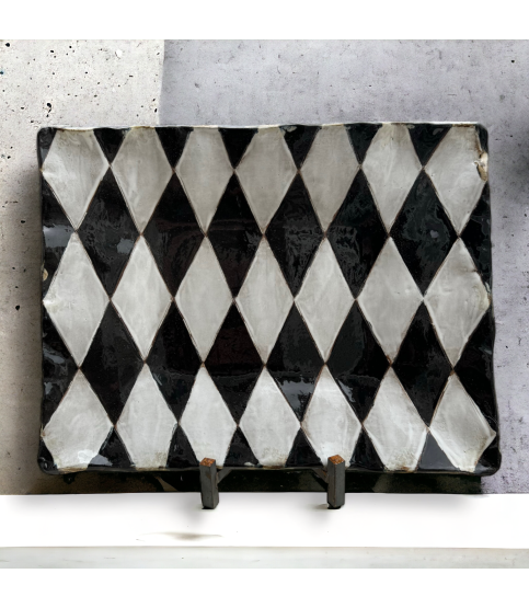 XLg B/W Harlequin  Tray Approx. 18" X 14.5"