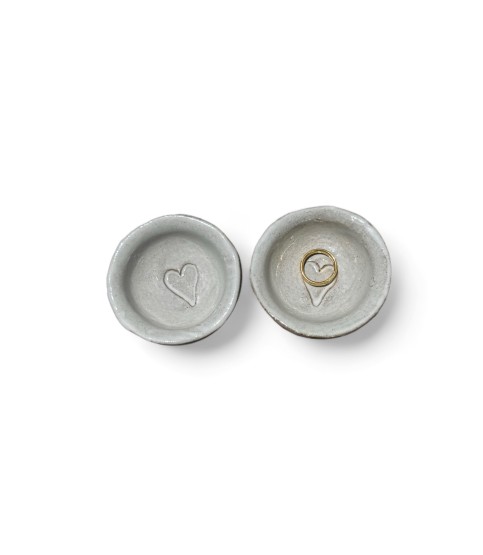 Mini Ring Dish w/Heart Antique White 2" Valentines Day