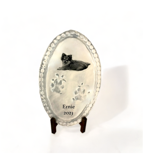 Pawprint  Oval 8.5" Tall X 5.5" Wide w/Photo, Name & Year
