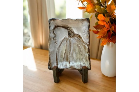 Pumpkin Tray Antique White  4" X 6"