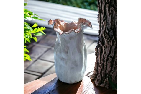 Sak Vase  7" X 6"  Antique White w/Coral Center