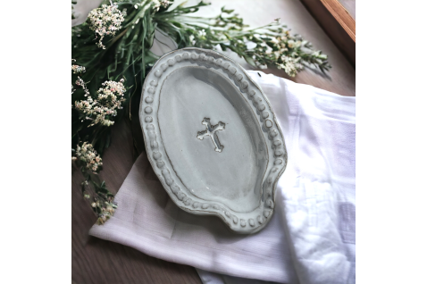 Spoon Rest w/Cross Savannah
