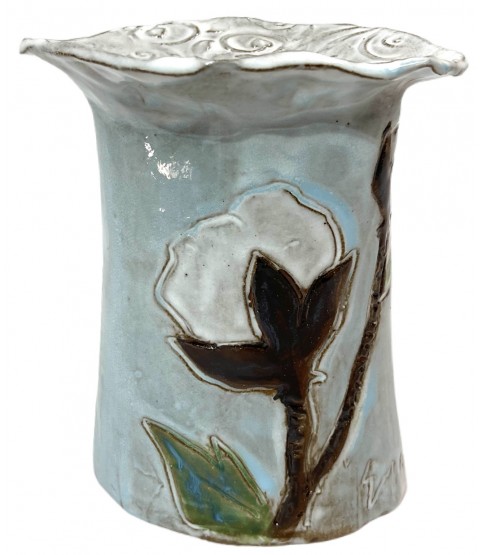 Vase 7" X 6" w/Cotton Blue Background